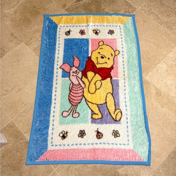 Vintage Disney Pooh and Piglet blanket - Picture 1 of 4
